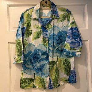 - Bobbie Brooks multicolored large flower print blouse, size M, 3/4 slee…